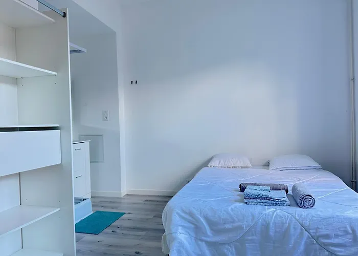 Les Arts 3 Sdb Privatif 1 Er Etage *